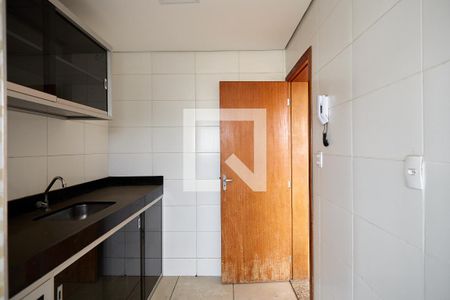 Apartamento para alugar com 67m², 2 quartos e 2 vagas Apartamento para alugar com 67m², 2 quartos e 2 vagasCozinha