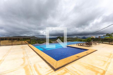 Casa de condomínio à venda com 800m², 5 quartos e 6 vagasÁrea comum - Piscina