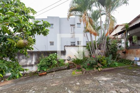 Casa à venda com 284m², 6 quartos e 6 vagas Casa à venda com 284m², 6 quartos e 6 vagasJardim