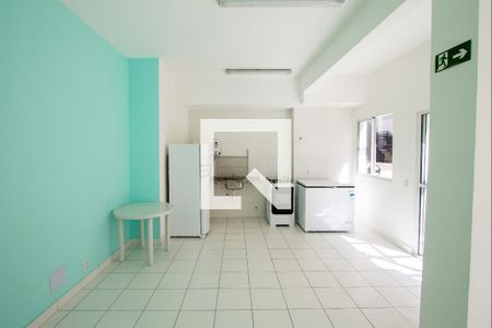 Apartamento para alugar com 65m², 2 quartos e 1 vagaÁrea comum - Salão de festas