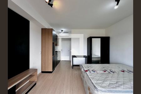 Quarto de kitnet/studio para alugar com 0 quarto, 28m² em Santo Amaro, São Paulo