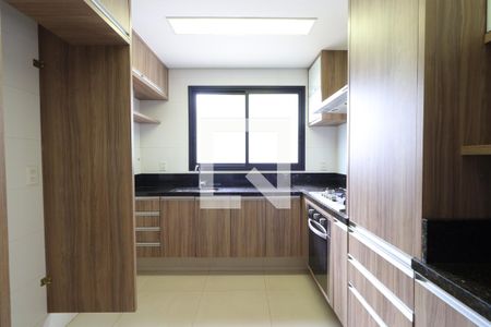 Apartamento para alugar com 138m², 3 quartos e 3 vagasCozinha