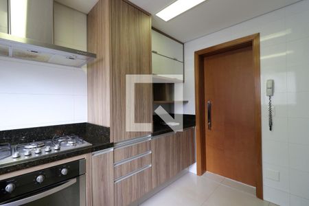 Apartamento para alugar com 138m², 3 quartos e 3 vagasCozinha