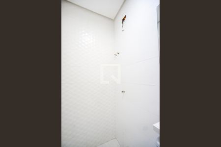 Casa para alugar com 220m², 4 quartos e 3 vagasBanhejro da suíte 02