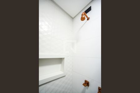 Casa para alugar com 220m², 4 quartos e 3 vagasChuveiro