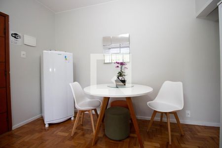 Sala de apartamento para alugar com 1 quarto, 37m² em Asa Sul, Brasília