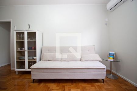 Sala de apartamento para alugar com 1 quarto, 37m² em Asa Sul, Brasília
