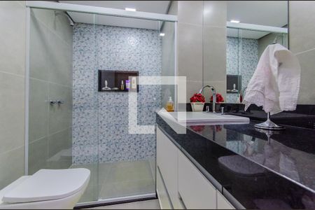 Apartamento à venda com 133m², 4 quartos e 2 vagasBanheiro da Suíte