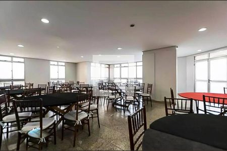 Apartamento à venda com 133m², 4 quartos e 2 vagasÁrea comum - Salão de festas