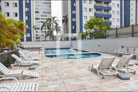 Apartamento à venda com 133m², 4 quartos e 2 vagasÁrea comum - Piscina