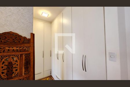 Casa de condomínio à venda com 315m², 3 quartos e 4 vagas Casa de condomínio à venda com 315m², 3 quartos e 4 vagasQuarto 2