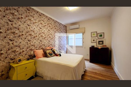 Casa de condomínio à venda com 315m², 3 quartos e 4 vagas Casa de condomínio à venda com 315m², 3 quartos e 4 vagasQuarto 1