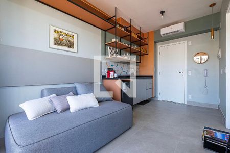 Sala/Cozinha de apartamento à venda com 1 quarto, 29m² em Vila Madalena, São Paulo
