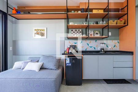 Sala/Cozinha de apartamento à venda com 1 quarto, 29m² em Vila Madalena, São Paulo