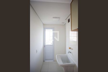 Apartamento para alugar com 65m², 2 quartos e 1 vagaÁrea de Serviço