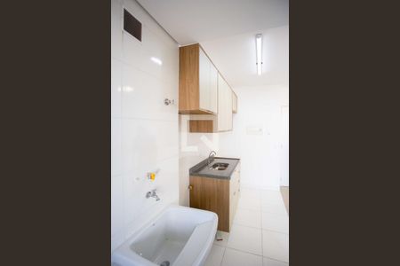 Apartamento para alugar com 65m², 2 quartos e 1 vagaÁrea de Serviço