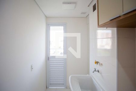 Apartamento para alugar com 65m², 2 quartos e 1 vagaÁrea de Serviço