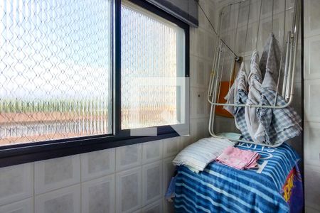 Apartamento para alugar com 80m², 2 quartos e 1 vagaÁrea de Serviço