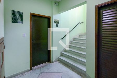 Apartamento para alugar com 80m², 2 quartos e 1 vagaHall de entrada