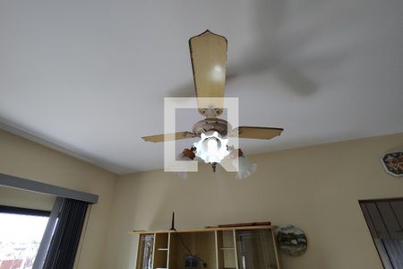 Sala de apartamento para alugar com 2 quartos, 80m² em Guilhermina, Praia Grande