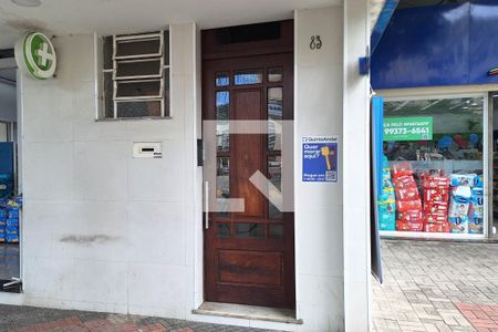 Fachada de apartamento para alugar com 3 quartos, 90m² em São Francisco, Niterói