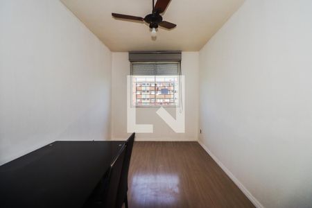 Sala de apartamento à venda com 3 quartos, 72m² em Jardim Sabará, Porto Alegre