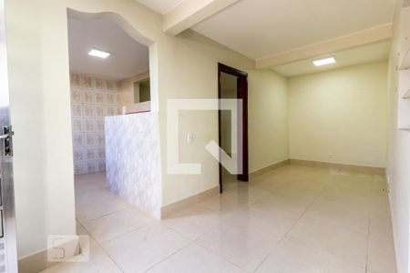 Apartamento para alugar com 2 quartos, 75m² em Núcleo Bandeirante , Brasília