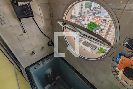 Apartamento para alugar com 90m², 3 quartos e 1 vaga Apartamento para alugar com 90m², 3 quartos e 1 vagaBanheiro