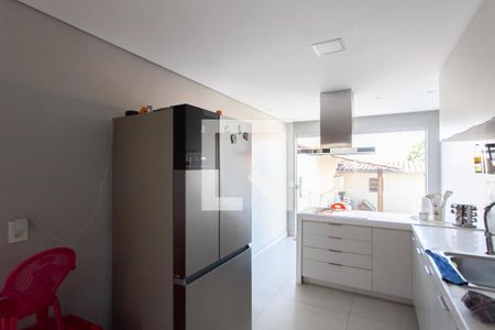 Casa à venda com 360m², 4 quartos e 4 vagasCozinha