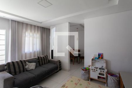 Sala de casa à venda com 4 quartos, 360m² em Santa Terezinha, Belo Horizonte