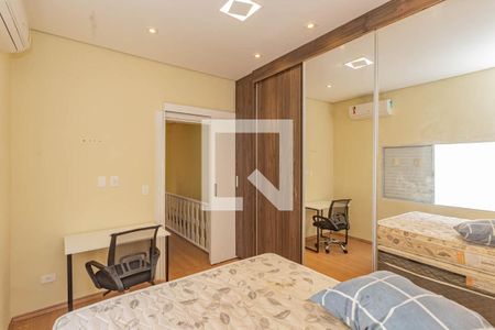 Quarto 1 de casa à venda com 3 quartos, 250m² em Aclimação, São Paulo