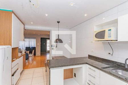 Casa à venda com 250m², 3 quartos e 3 vagasCozinha