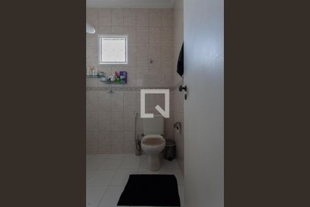 Casa à venda com 118m², 3 quartos e 2 vagasBanheiro da Suíte