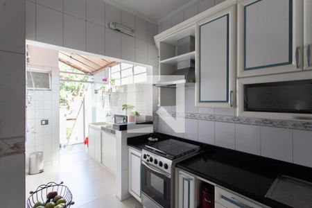 Casa à venda com 118m², 3 quartos e 2 vagasCozinha