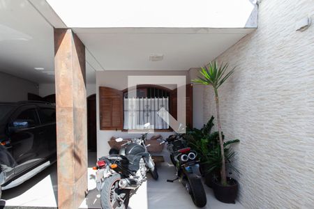 Casa à venda com 118m², 3 quartos e 2 vagasGaragem