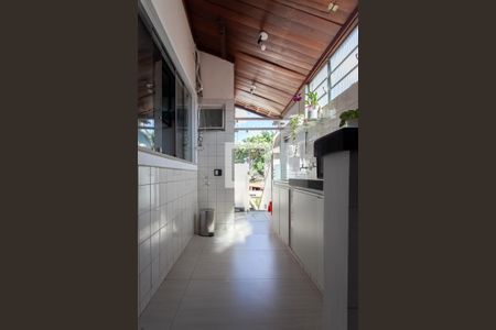 Casa à venda com 118m², 3 quartos e 2 vagasÁrea de Serviço