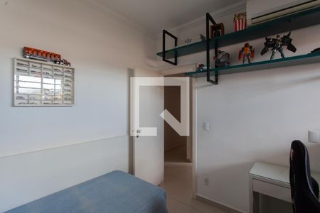 Casa à venda com 118m², 3 quartos e 2 vagasQuarto 2