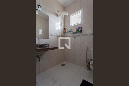 Casa à venda com 118m², 3 quartos e 2 vagasBanheiro da Suíte