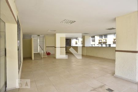 Apartamento à venda com 118m², 3 quartos e 1 vaga Apartamento à venda com 118m², 3 quartos e 1 vagaÁrea comum - Salão de festas