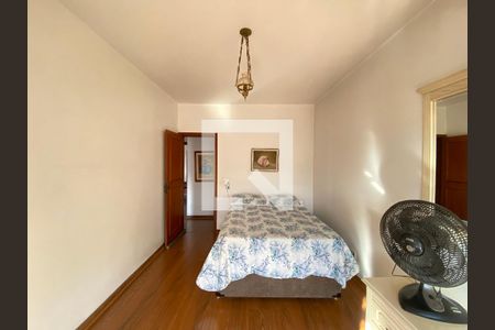 Apartamento à venda com 288m², 4 quartos e 2 vagas Apartamento à venda com 288m², 4 quartos e 2 vagasQuarto 3
