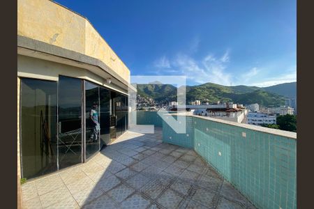 Apartamento à venda com 288m², 4 quartos e 2 vagas Apartamento à venda com 288m², 4 quartos e 2 vagasCobertura