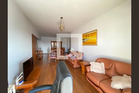 Apartamento à venda com 288m², 4 quartos e 2 vagas Apartamento à venda com 288m², 4 quartos e 2 vagasSala