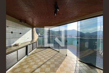 Apartamento à venda com 288m², 4 quartos e 2 vagas Apartamento à venda com 288m², 4 quartos e 2 vagasÁrea gourmet