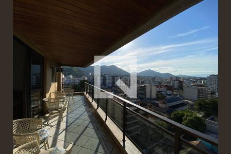 Apartamento à venda com 288m², 4 quartos e 2 vagas Apartamento à venda com 288m², 4 quartos e 2 vagasVaranda da Sala