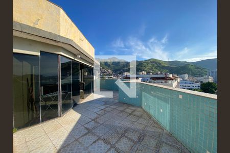 Apartamento à venda com 288m², 4 quartos e 2 vagas Apartamento à venda com 288m², 4 quartos e 2 vagasCobertura