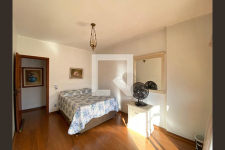 Apartamento à venda com 288m², 4 quartos e 2 vagas Apartamento à venda com 288m², 4 quartos e 2 vagasQuarto 3