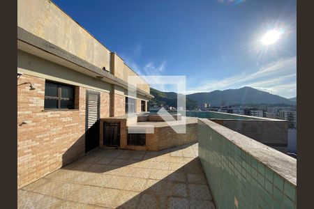 Apartamento à venda com 288m², 4 quartos e 2 vagas Apartamento à venda com 288m², 4 quartos e 2 vagasCobertura