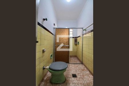 Casa à venda com 65m², 2 quartos e 4 vagasBanheiro