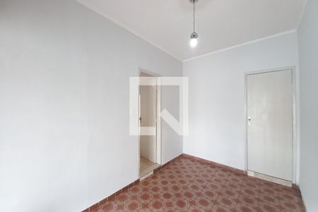 Casa à venda com 65m², 2 quartos e 4 vagasGaragem