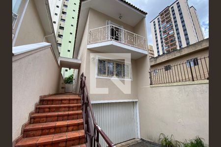 Casa à venda com 209m², 3 quartos e 5 vagasFachada